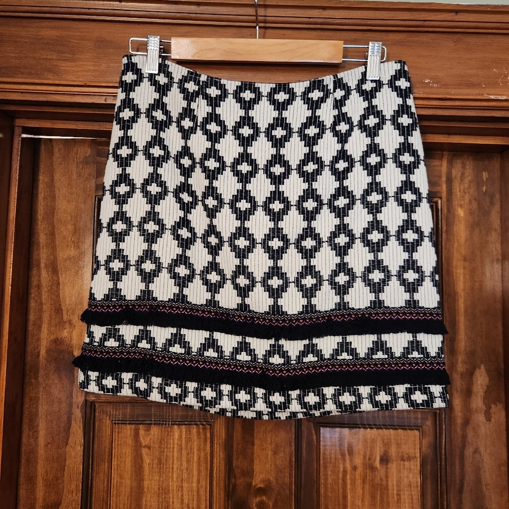Merona Black and White Abstract Printed Cotton Pencil Skirt with Fringe Trim